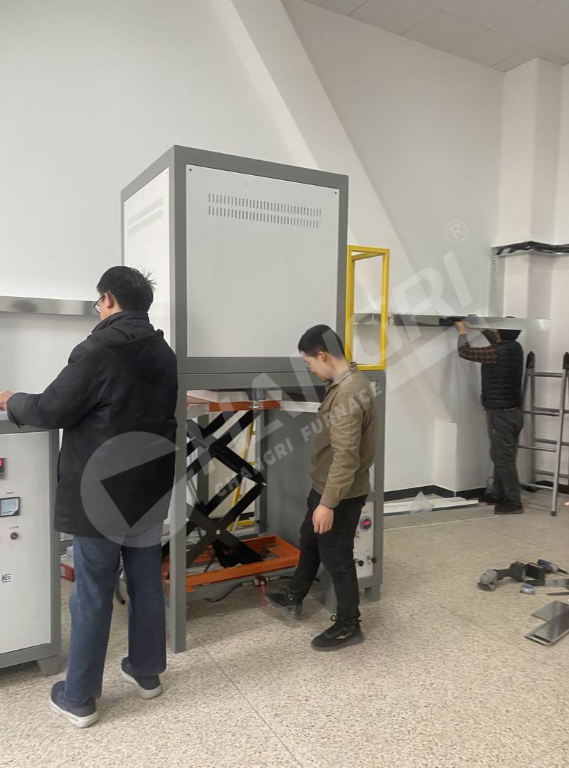 北京升降真空氣（qì）氛（fēn）爐客戶案例